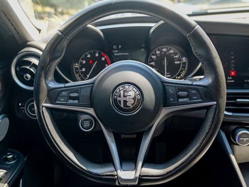 Used 2017 Alfa Romeo Giulia Ti w/ TI Lusso Package image 39