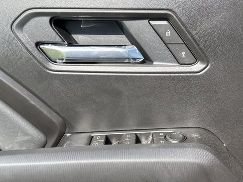 New 2026 GMC Canyon Elevation w/ LPO, Black Badging Package AWD/4WD image 15