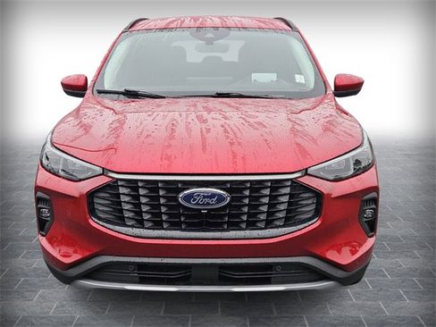 Used 2024 Ford Escape SE w/ PHEV Premium Package image 2