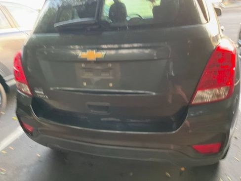 Used 2020 Chevrolet Trax LS w/ Tint and Cruise Package FWD image 6