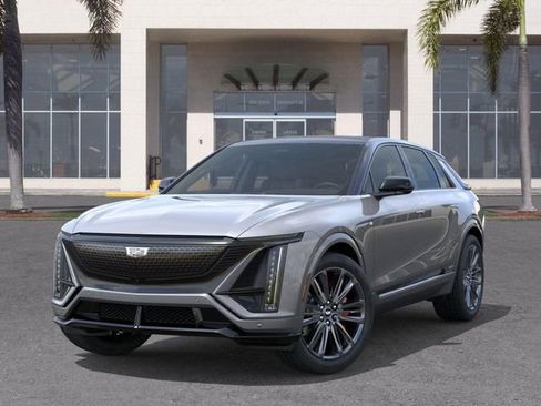 New 2026 Cadillac Lyriq V AWD/4WD image 6