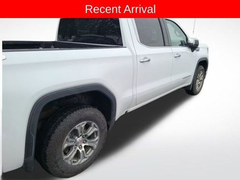 Used 2025 GMC Sierra 1500 SLT image 10