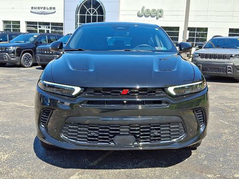 Used 2024 Dodge Hornet R/T w/ Tech Pack w/o Parking AWD/4WD image 2