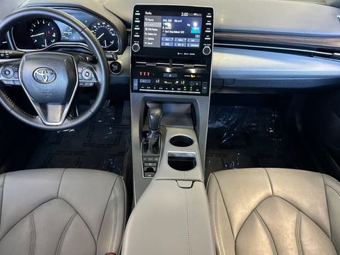Used 2019 Toyota Avalon XLE w/ Carpet Mat Package FWD image 15
