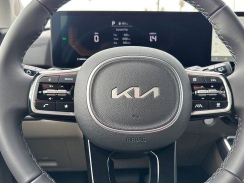 New 2026 Kia Carnival EX image 25