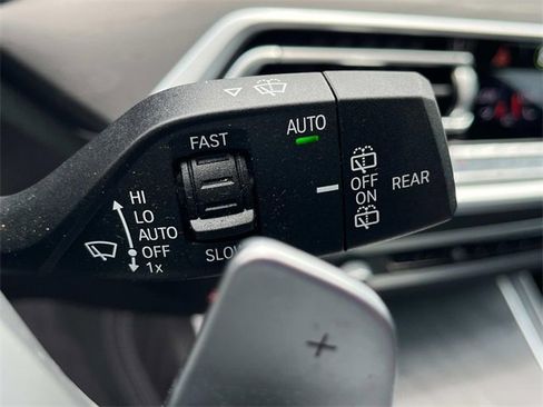 Used 2022 BMW X7 xDrive40i w/ M Sport Package image 20