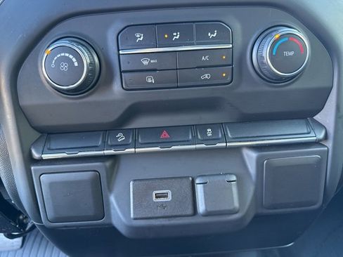 Certified 2020 Chevrolet Silverado 1500 Custom Trail Boss w/ Infotainment Package image 18