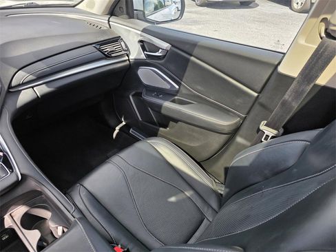 Used 2023 Acura RDX w/ Technology Package image 30