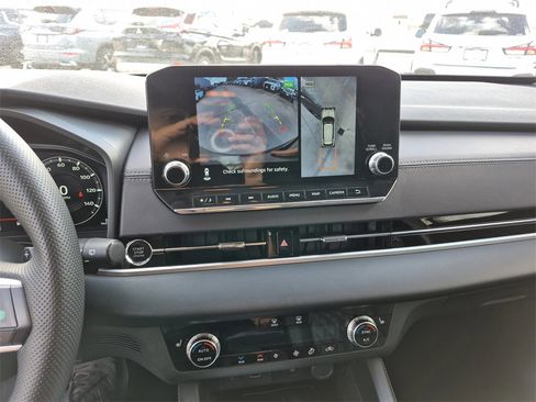 Used 2024 Mitsubishi Outlander SEL image 57