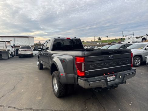 Used 2022 Ford F350 Lariat w/ Lariat Ultimate Package image 7