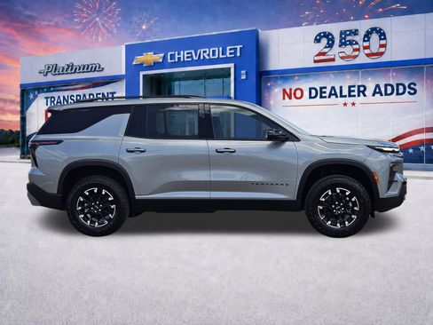New 2026 Chevrolet Traverse Z71 w/ Driver Confidence Package AWD/4WD image 7
