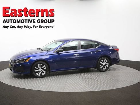 Used 2024 Nissan Altima 2.5 S FWD image 56