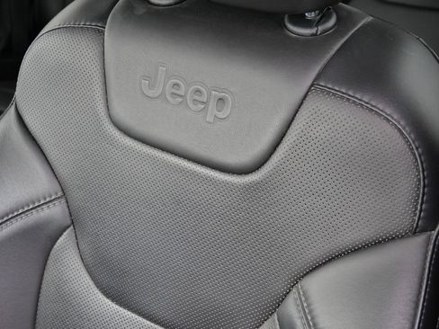 Used 2021 Jeep Cherokee Latitude Lux image 33