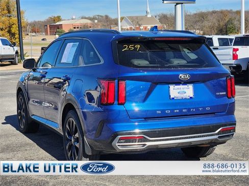 Used 2021 Kia Sorento SX image 7