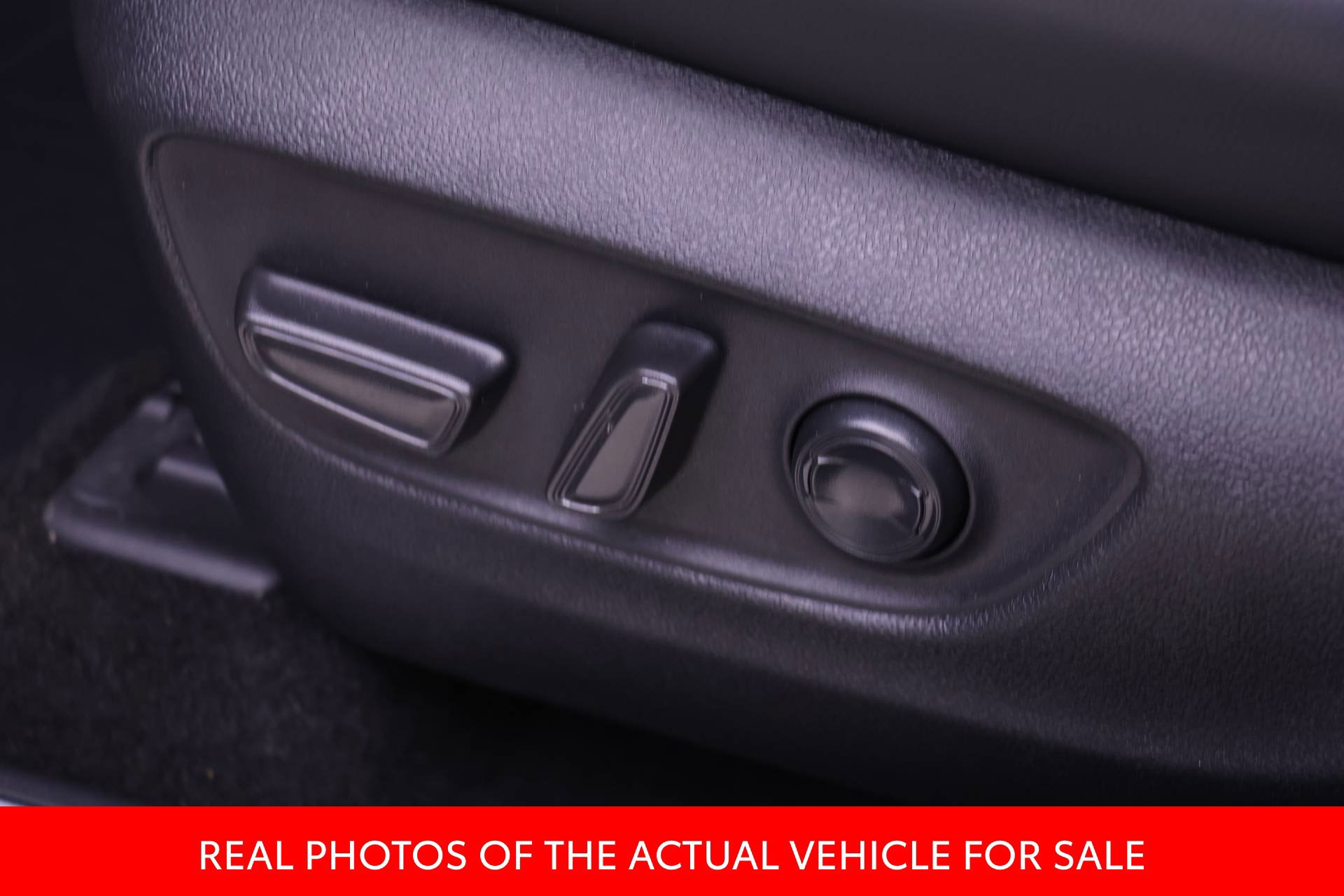Certified 2025 Toyota Highlander Limited AWD/4WD image 15