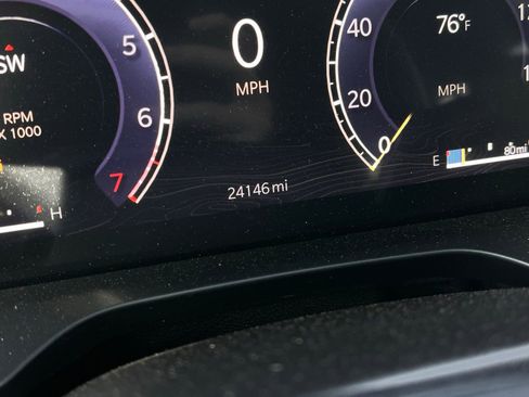 Used 2025 Jeep Grand Cherokee Summit AWD/4WD image 5