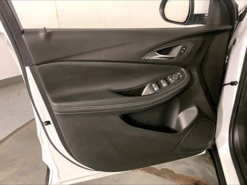 Used 2025 Buick Encore GX Preferred AWD/4WD image 26