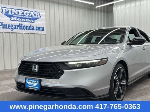 Certified 2025 Honda Accord Sport image 1