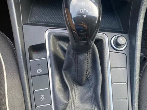 Used 2023 Volkswagen Jetta Sport FWD image 24