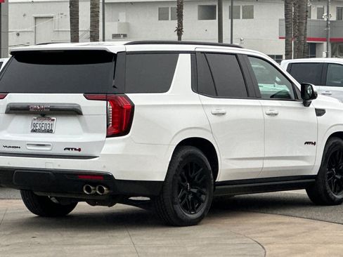 Used 2023 GMC Yukon AT4 image 4
