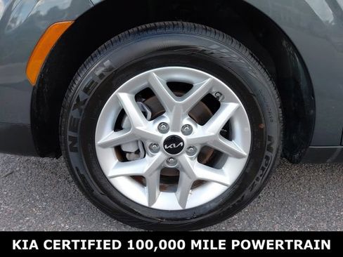 Certified 2025 Kia Soul LX FWD image 10