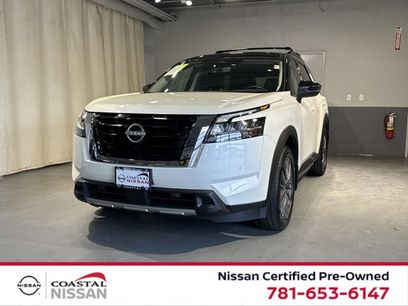 Certified 2023 Nissan Pathfinder SL w/ SL Premium Package