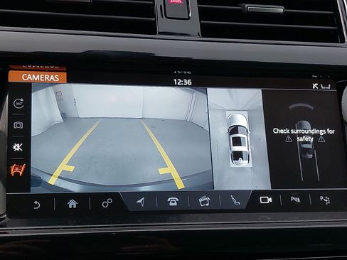 Used 2019 Land Rover Discovery HSE Luxury AWD/4WD image 28