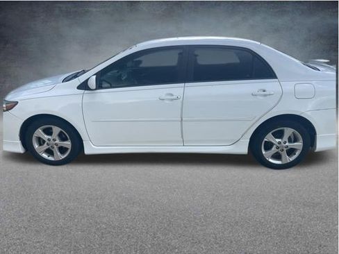 Used 2013 Toyota Corolla S FWD image 4