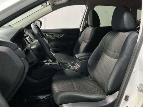 Used 2019 Nissan Rogue S AWD/4WD image 14