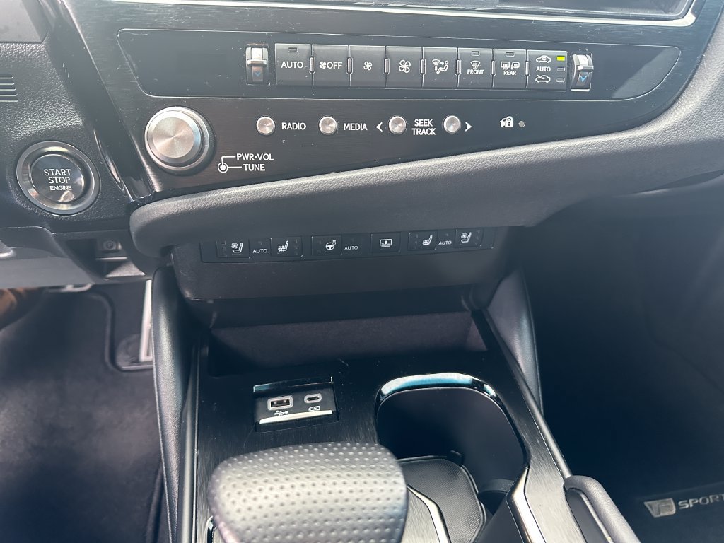 Used 2023 Lexus ES 350 F Sport w/ Accessory Package (Z2) FWD image 18