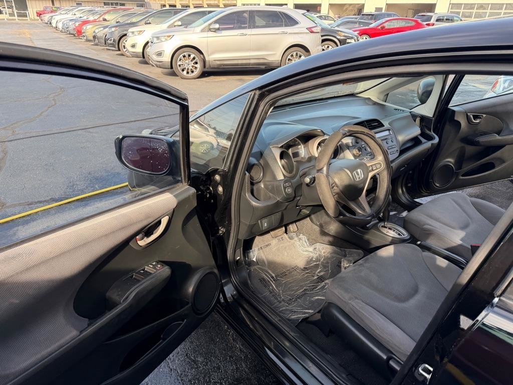 Used 2011 Honda Fit image 9