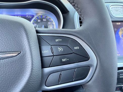 Used 2023 Chrysler 300 Touring w/ Sport Appearance Package image 14