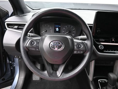 Used 2025 Toyota Corolla Cross AWD Hybrid image 14
