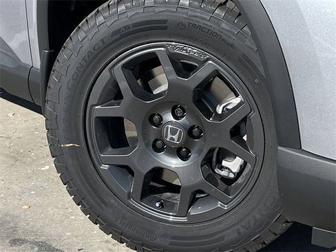 New 2025 Honda Pilot TrailSport image 10