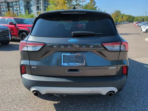 Used 2020 Ford Escape SE FWD image 5