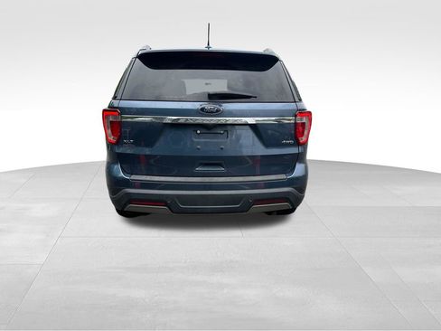 Certified 2019 Ford Explorer XLT w/ Equipment Group 202A AWD/4WD image 2