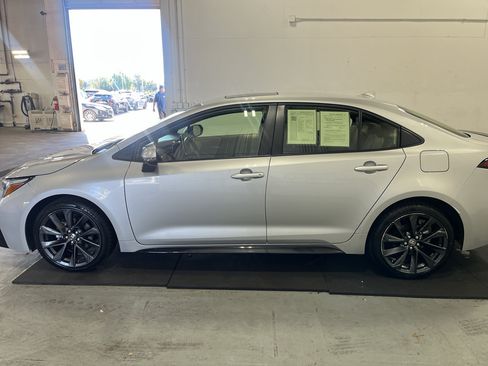 Used 2024 Toyota Corolla XSE FWD image 9