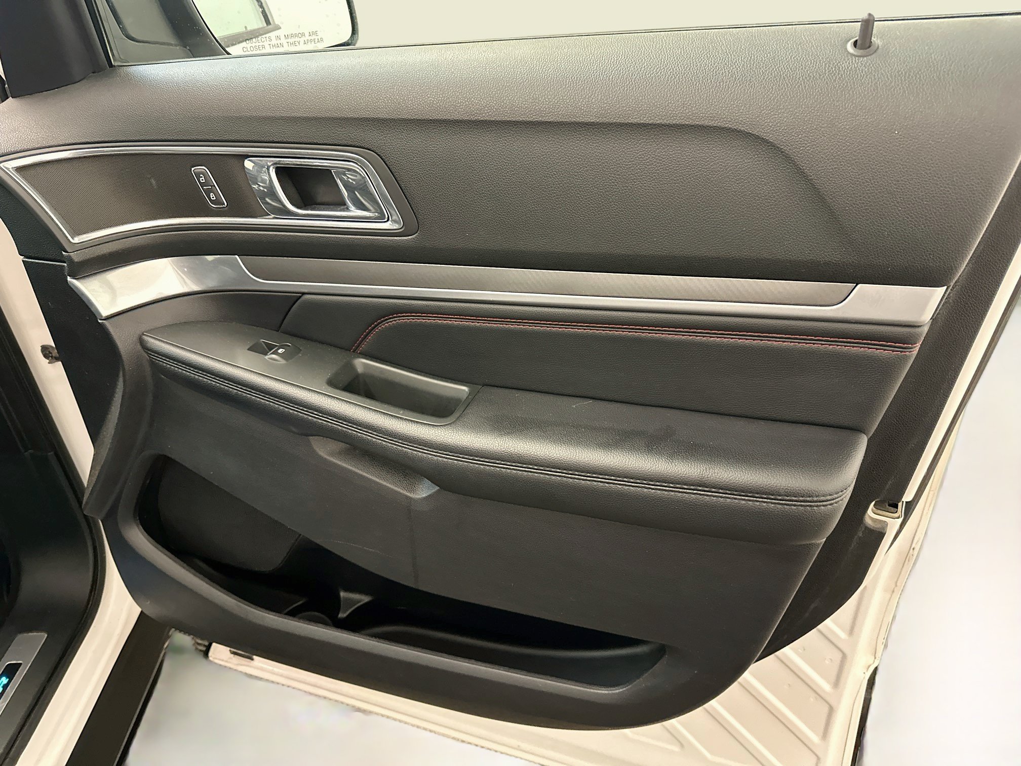 Used 2019 Ford Explorer Sport w/ Equipment Group 401A AWD/4WD image 36