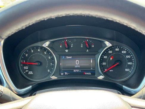 Used 2023 Chevrolet Equinox LT FWD image 18