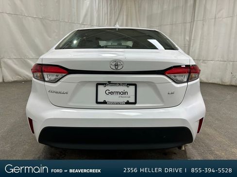 Used 2025 Toyota Corolla LE image 4