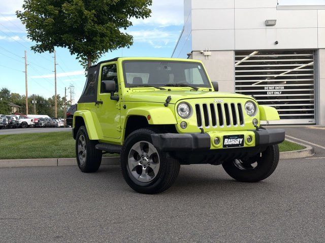 Used 2017 Jeep Wrangler Sahara w/ Connectivity Group AWD/4WD image 1
