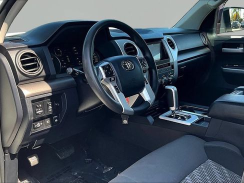 Used 2018 Toyota Tundra SR5 w/ SR5 Upgrade Package RWD image 18