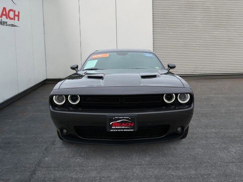 Used 2023 Dodge Challenger SXT w/ Blacktop Package image 5