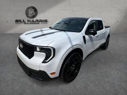 Used 2025 Ford Maverick Lariat w/ Black Appearance Package