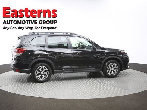 Used 2023 Subaru Forester Premium AWD/4WD image 48