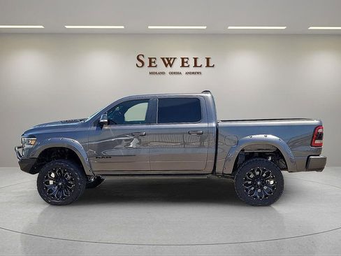 Used 2020 RAM 1500 Laramie AWD/4WD image 2
