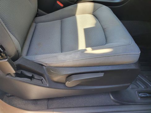 Used 2021 Chevrolet Colorado W/T RWD image 37