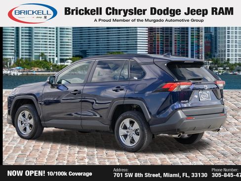 Used 2024 Toyota RAV4 XLE FWD image 7