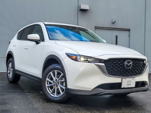 Used 2022 MAZDA CX-5 AWD 2.5 S w/ Preferred Package image 1