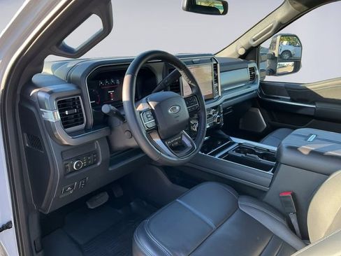 Used 2025 Ford F350 Platinum AWD/4WD image 17